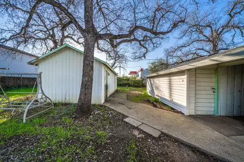 Exterior - 3377 Keswick Dam Rd, Redding, CA 96003 photo 9 of 13