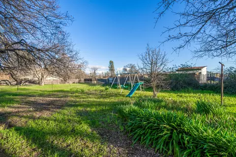 Exterior - 3377 Keswick Dam Rd, Redding, CA 96003 photo 8 of 13