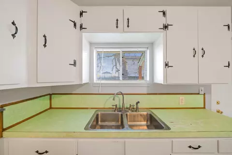 Kitchen - 3377 Keswick Dam Rd, Redding, CA 96003 photo 2 of 2