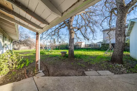 Exterior - 3377 Keswick Dam Rd, Redding, CA 96003 photo 10 of 13