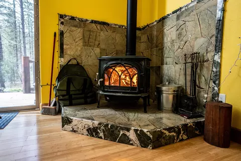 Living - 9200 Rainbow Lake Rd, Ono, CA 96047 photo 1 of 1