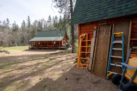 Exterior - 9200 Rainbow Lake Rd, Ono, CA 96047 photo 11 of 15