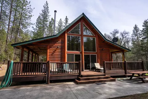 Exterior - 9200 Rainbow Lake Rd, Ono, CA 96047 photo 1 of 15