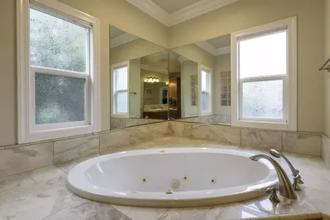 1547 Saint Andrews Dr, Redding, CA 96003 photo 20