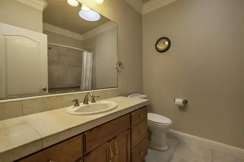 1547 Saint Andrews Dr, Redding, CA 96003 photo 23