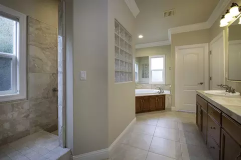 1547 Saint Andrews Dr, Redding, CA 96003 photo 18