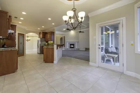 1547 Saint Andrews Dr, Redding, CA 96003 photo 8