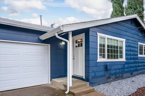 Exterior - 2442 Corona St, Redding, CA 96002 photo 17 of 20
