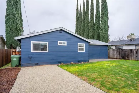 Exterior - 2442 Corona St, Redding, CA 96002 photo 8 of 20