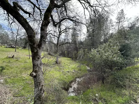 Diggins Way, Redding, CA 96001