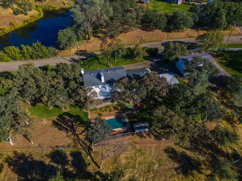 View/Area - 16385 River Heights Dr, Red Bluff, CA 96080 photo 6 of 7