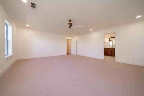 Living - 16385 River Heights Dr, Red Bluff, CA 96080 photo 6 of 6