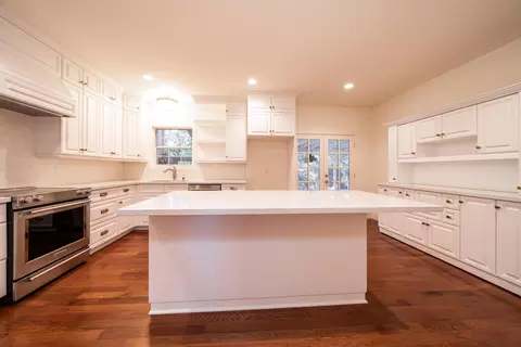 Kitchen - 16385 River Heights Dr, Red Bluff, CA 96080 photo 1 of 3