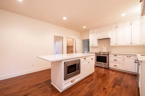 Kitchen - 16385 River Heights Dr, Red Bluff, CA 96080 photo 2 of 3