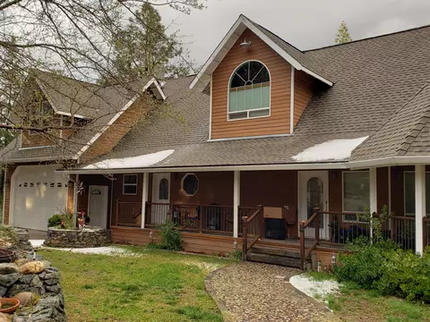 13884 Shangrila Dr, Redding, CA 96003 photo 10