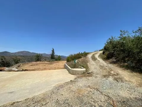 15735 Highland Cir, Redding, CA 96001 photo 10