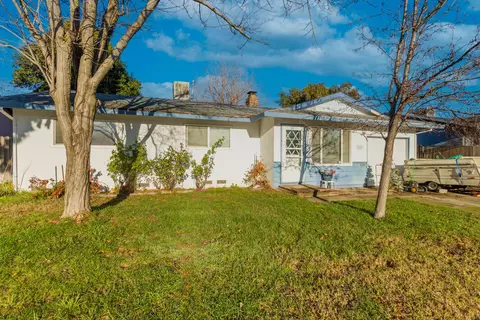 3123 Aster St, Anderson, CA 96007