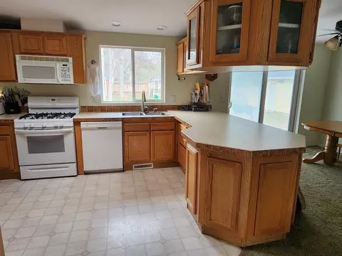 Kitchen - 21609 Oak Dr, Cassel, CA 96016 photo 3 of 4