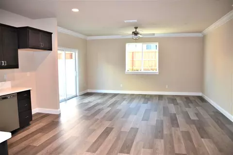 885 Congaree Ln, Redding, CA 96001 photo 5