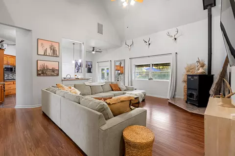 Living - 13871 Bear Cub Ct, Redding, CA 96003 photo 1 of 4