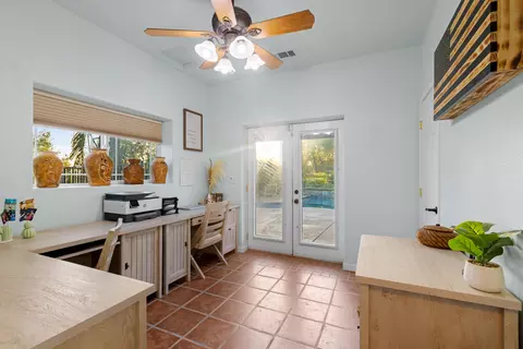 Kitchen - 13871 Bear Cub Ct, Redding, CA 96003 photo 5 of 5