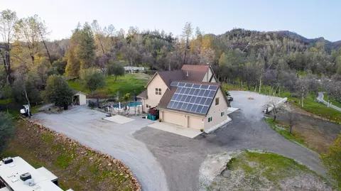 View/Area - 13871 Bear Cub Ct, Redding, CA 96003 photo 1 of 2