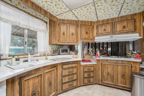 182 Casa Grande Dr, Red Bluff, CA 96080 photo 7