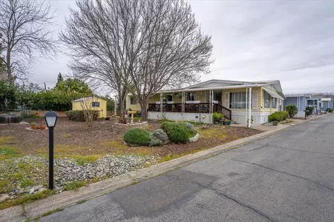 182 Casa Grande Dr, Red Bluff, CA 96080