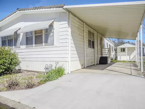 4590 Chippewa, Redding, CA 96003 photo 2