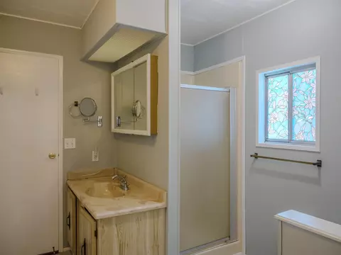4590 Chippewa, Redding, CA 96003 photo 18