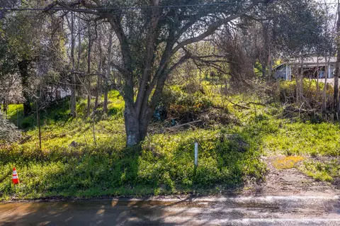 3452 Beacon Dr, Anderson, CA 96007 photo 3