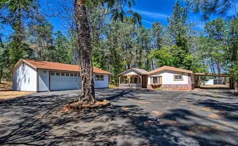 6596 Oak St, Anderson, CA 96007