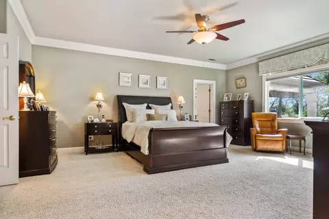 Bedroom - 13310 Pala Mesa Cir, Redding, CA 96003 photo 2 of 8