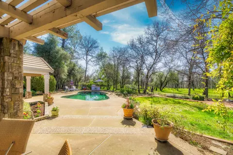 Other - 13310 Pala Mesa Cir, Redding, CA 96003 photo 5 of 6