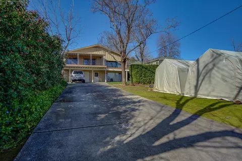 Exterior - 1159 Almond Ave, Redding, CA 96001 photo 12 of 14