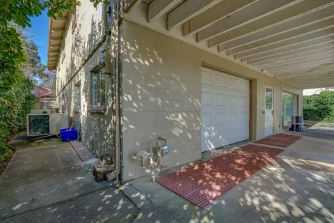 Exterior - 1159 Almond Ave, Redding, CA 96001 photo 11 of 14