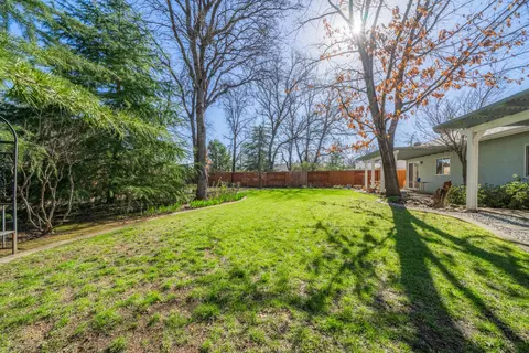 Exterior - 5918 Beaumont Dr, Redding, CA 96003 photo 8 of 12