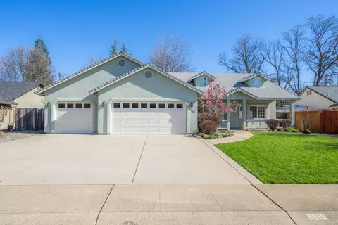 Exterior - 5918 Beaumont Dr, Redding, CA 96003 photo 2 of 12