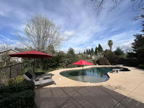 Exterior - 2846 Smith River Dr, Redding, CA 96002 photo 5 of 14