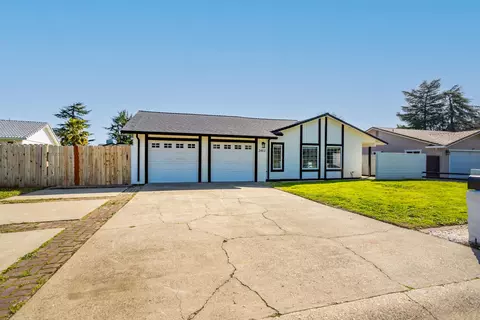3413 Lagoon Drive Dr, Redding, CA 96002 photo 17