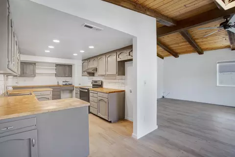3413 Lagoon Drive Dr, Redding, CA 96002 photo 8