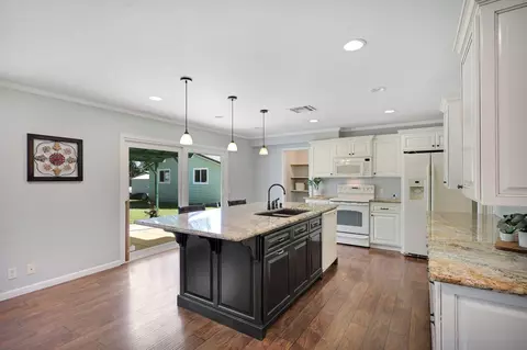 Kitchen - 4903 Alta Rico Dr, Redding, CA 96002 photo 3 of 3