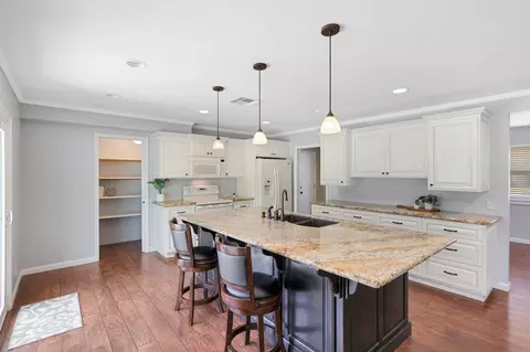 Kitchen - 4903 Alta Rico Dr, Redding, CA 96002 photo 1 of 3