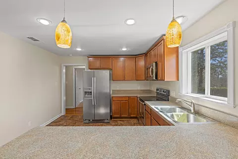 Kitchen - 3551 E Keswick Dam Rd, Redding, CA 96003 photo 2 of 4