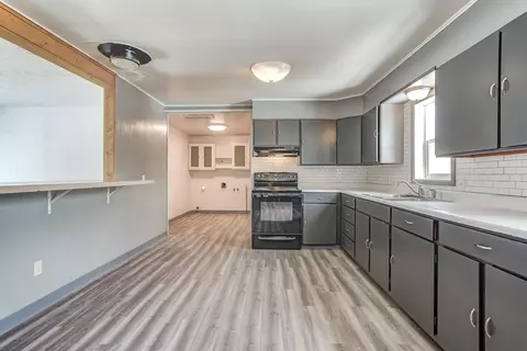 Kitchen - 359 Third Ave, Chester, CA 96020 photo 3 of 4