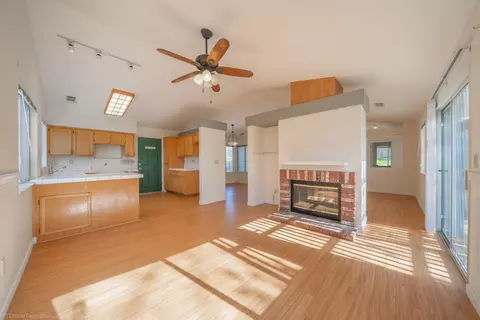 Living - 1421 Duck Tail Ct, Redding, CA 96003 photo 4 of 4