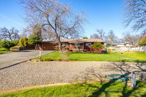 Exterior - 3560 E Keswick Dam Rd, Redding, CA 96003 photo 5 of 16