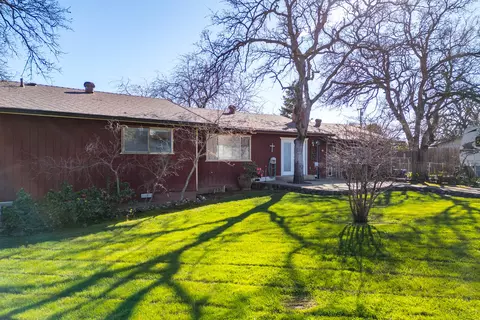 Exterior - 3560 E Keswick Dam Rd, Redding, CA 96003 photo 9 of 16