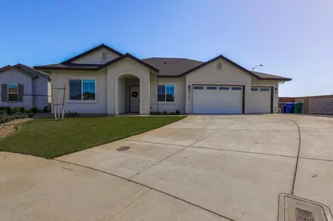 5200 Pajaro Pkwy, Redding, CA 96002 photo 2