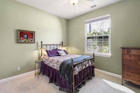 Bedroom - 2648 Templeton Dr, Redding, CA 96002 photo 5 of 8